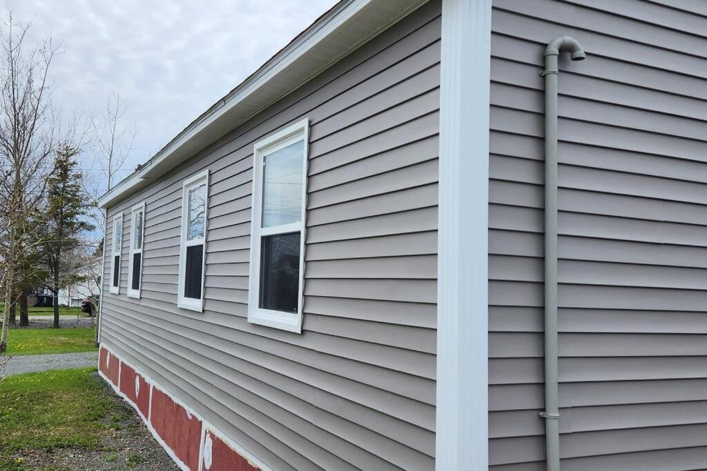 Family Ties Vacation Home - Rossy House Twillingate Zewnętrze zdjęcie